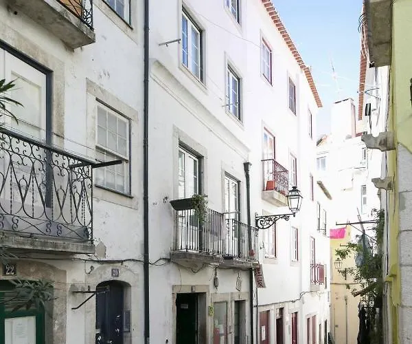 Central Cozy & Near The Subway 公寓