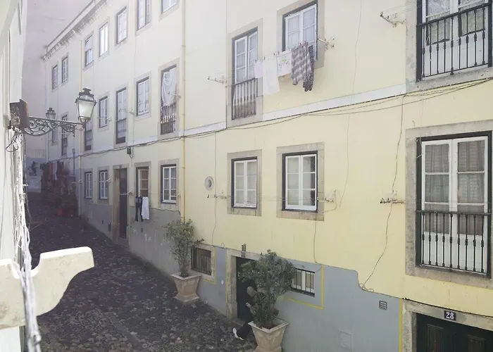 Central Cozy & Near The Subway 公寓